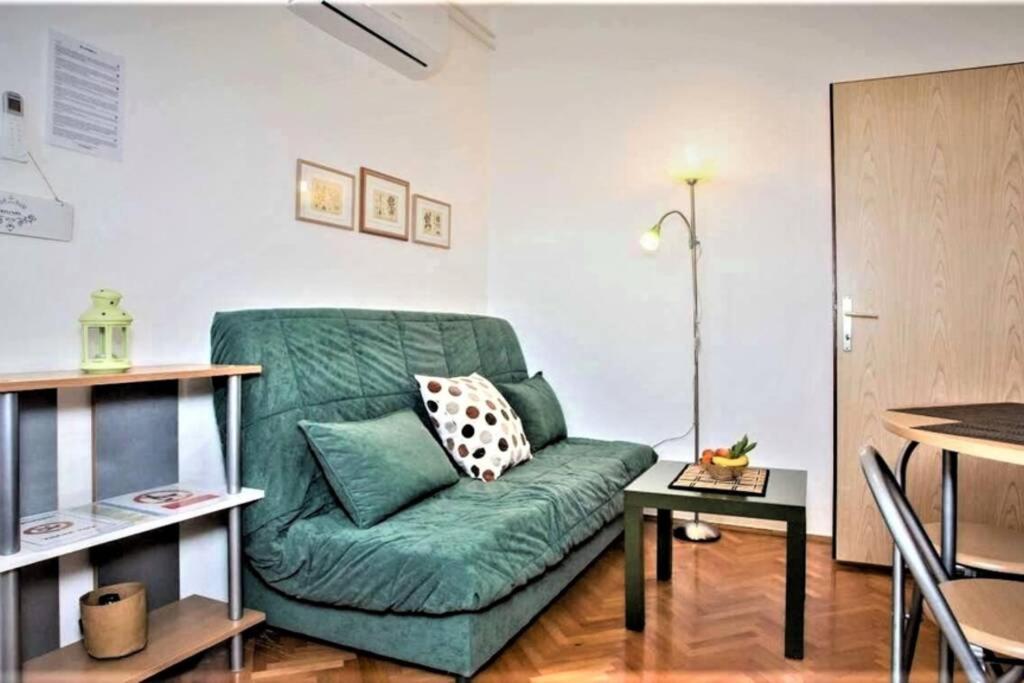 אומאג Apartment Green Oasis 1 מראה חיצוני תמונה