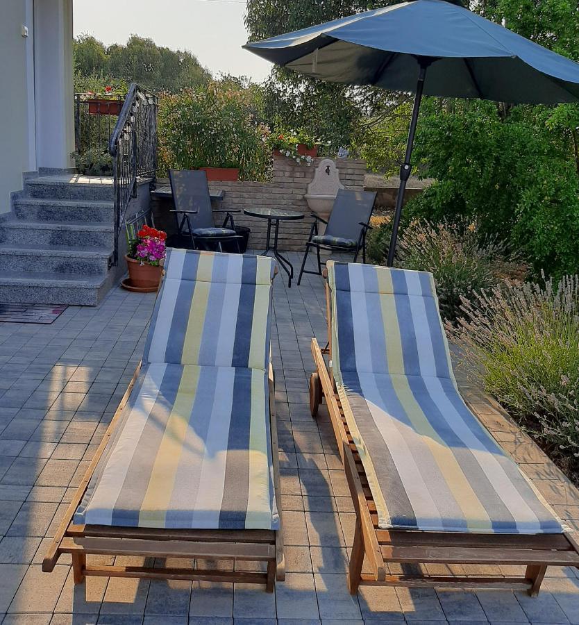 אומאג Apartment Green Oasis 1 מראה חיצוני תמונה